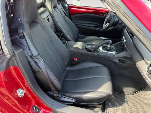 New 2026 MAZDA MX-5 Miata RF Grand Touring w/ Weather Package RWD image 18