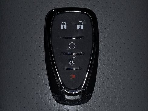 Used 2019 Chevrolet Traverse LT image 32