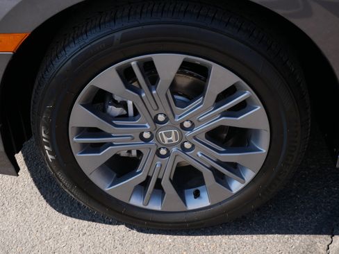 Certified 2026 Honda Odyssey Touring image 15