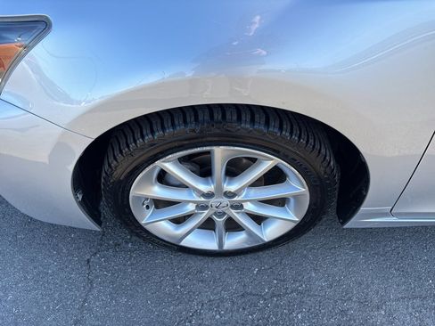 Used 2013 Lexus CT 200h image 8