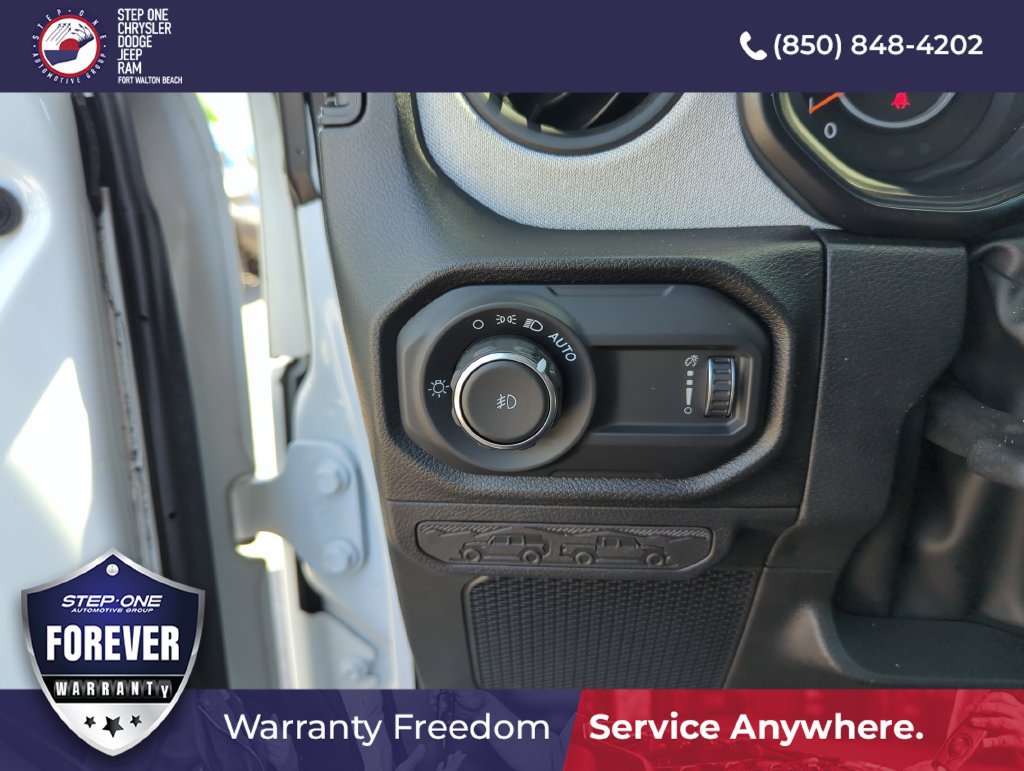 Used 2024 Jeep Wrangler Unlimited Sport AWD/4WD image 19