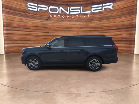 Used 2025 Ford Expedition Max Active image 2