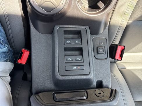 Used 2024 Ford Bronco Big Bend AWD/4WD image 18