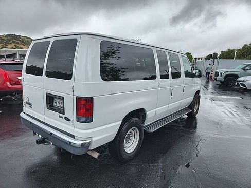 Used 2013 Ford E-350 and Econoline 350 XLT RWD image 5