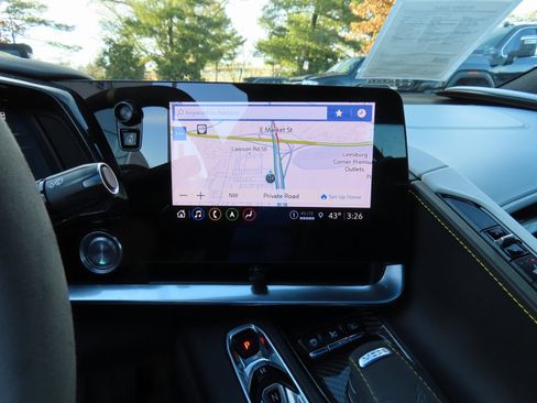 Used 2022 Chevrolet Corvette Stingray Premium Cpe w/ Z51 Performance Package image 23