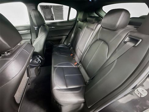 Used 2024 Alfa Romeo Stelvio Sprint image 18