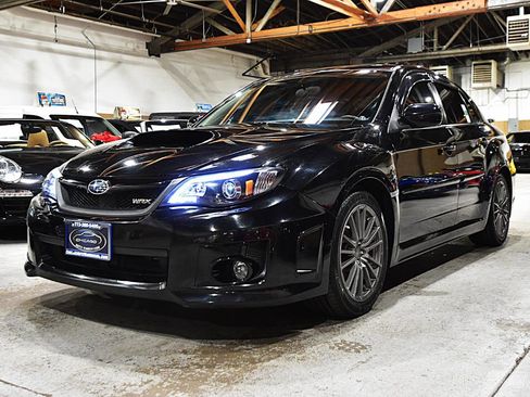 Used 2014 Subaru Impreza WRX Sedan AWD/4WD image 4