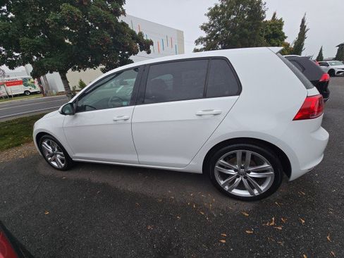 Used 2015 Volkswagen Golf SEL image 7