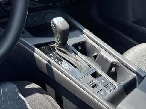New 2026 Nissan Sentra SV w/ SV Convenience Package FWD image 26