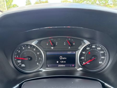 Used 2024 Chevrolet Equinox LT AWD/4WD image 27