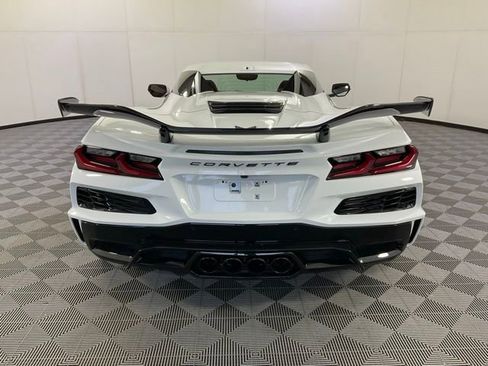 Used 2023 Chevrolet Corvette Z06 w/ Z07 Performance Package image 5