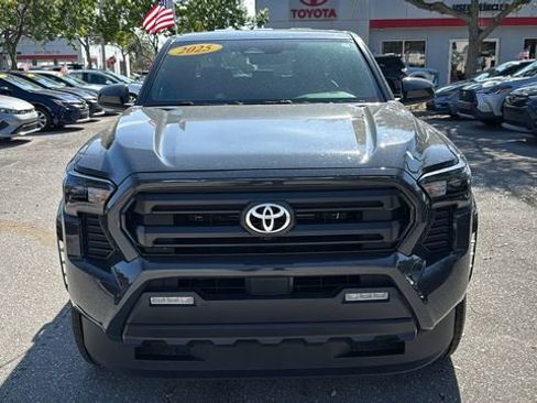 Used 2025 Toyota Tacoma SR5 image 2