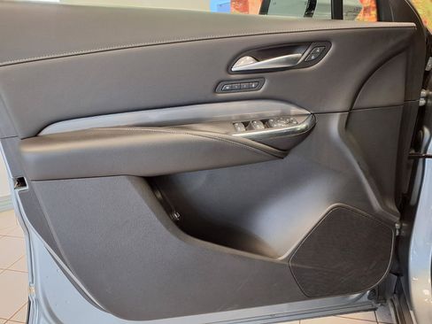 Used 2024 Cadillac XT4 Premium Luxury w/ Technology Package FWD image 22