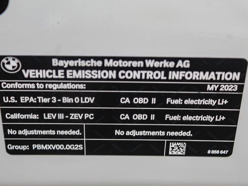Certified 2023 BMW i4 eDrive35 w/ Premium Package image 28