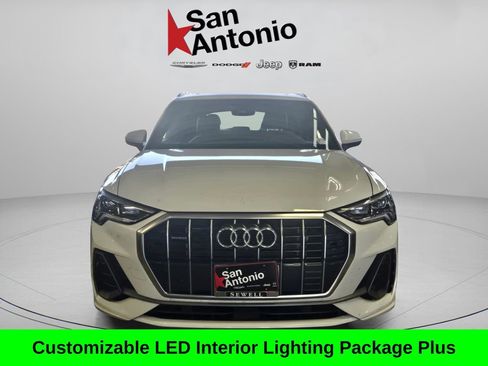 Used 2022 Audi Q3 2.0T Premium Plus image 2