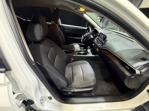 Certified 2025 Nissan Altima 2.5 S image 19