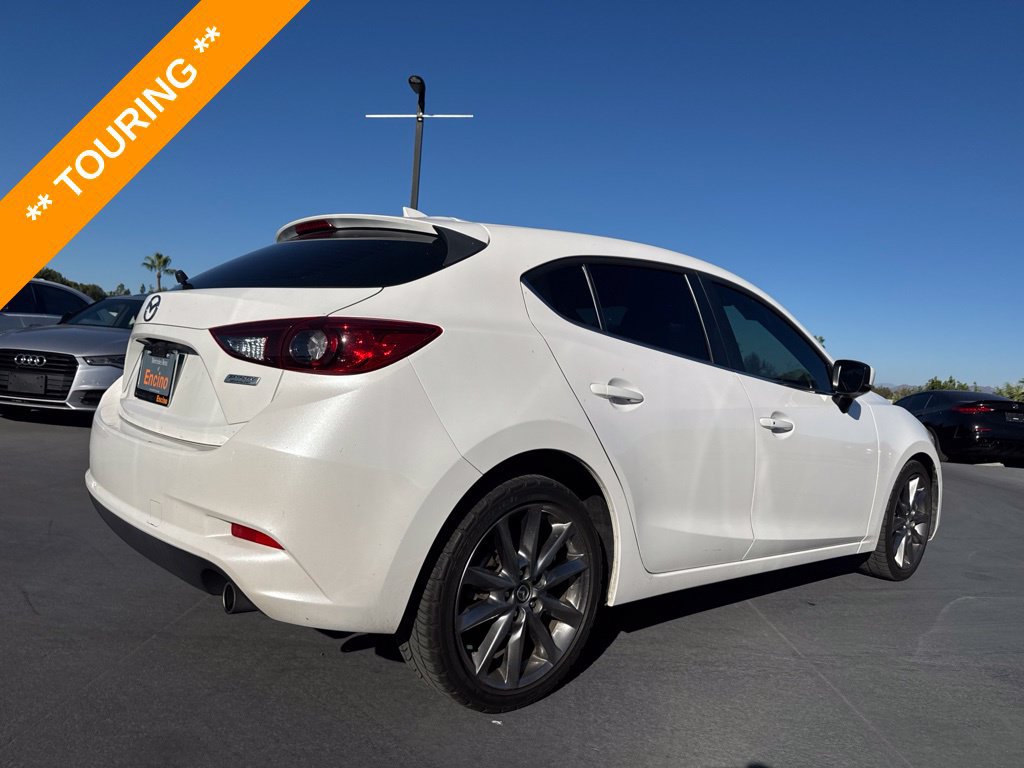 Used 2018 MAZDA MAZDA3 Touring FWD image 5
