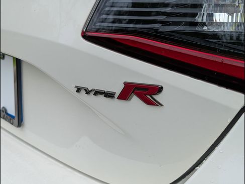 Certified 2025 Honda Civic Type R image 25