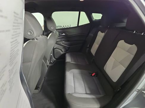 Used 2024 Chevrolet Trax RS w/ Driver Confidence Package image 21
