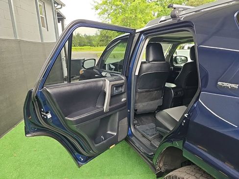 Used 2016 Toyota 4Runner SR5 Premium AWD/4WD image 37