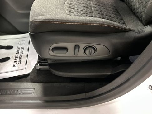 Used 2022 Chevrolet Equinox LT FWD image 13