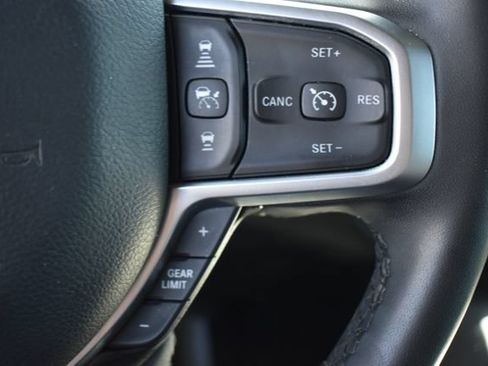 Used 2025 RAM 1500 Big Horn AWD/4WD image 26