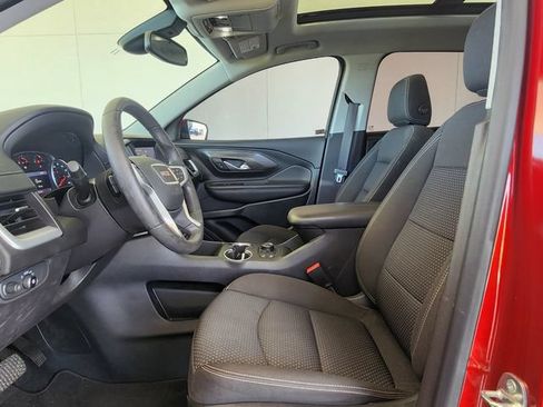 Used 2022 GMC Terrain SLE w/ Driver Convenience Package FWD image 16