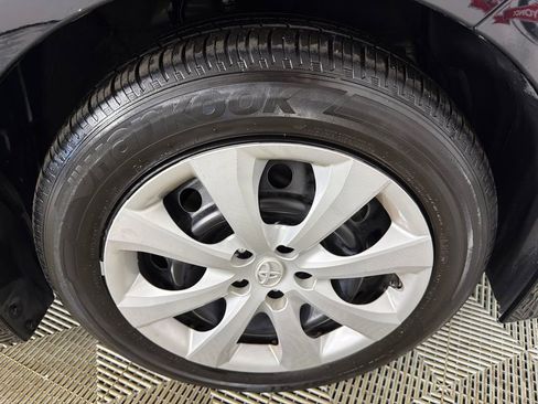 Used 2024 Toyota Corolla LE image 12