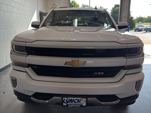 Used 2018 Chevrolet Silverado 1500 LT w/ All Star Edition AWD/4WD image 8