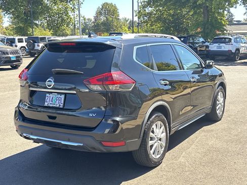 Used 2019 Nissan Rogue SV FWD image 5
