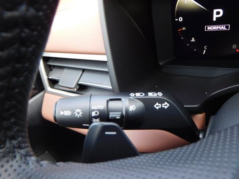 New 2025 Mitsubishi Outlander SEL image 18