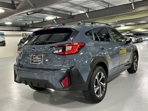 Used 2025 Subaru Crosstrek 2.0i Premium AWD/4WD image 2