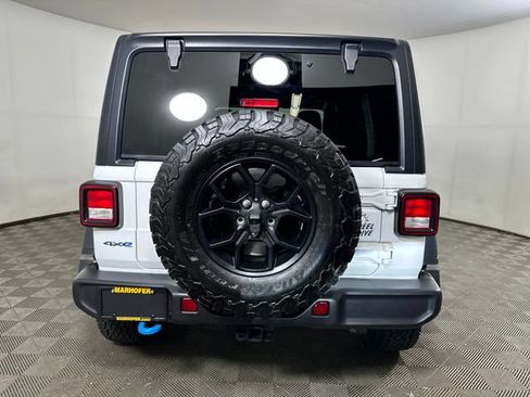 Used 2024 Jeep Wrangler Unlimited AWD/4WD image 3