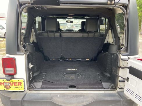 Used 2016 Jeep Wrangler Unlimited Sport w/ Quick Order Package 24S AWD/4WD image 10