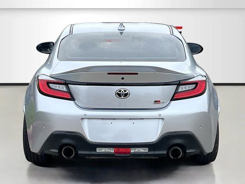 Used 2025 Toyota GR86 Premium RWD image 6