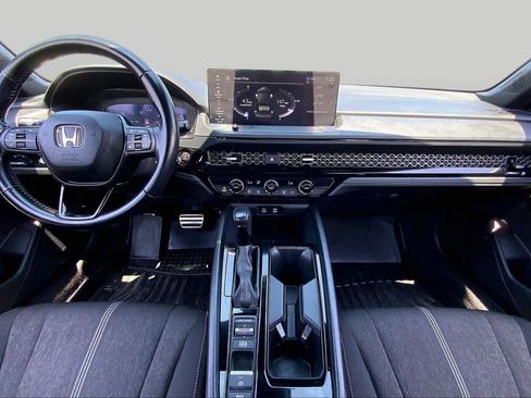 Used 2023 Honda Accord Sport image 15
