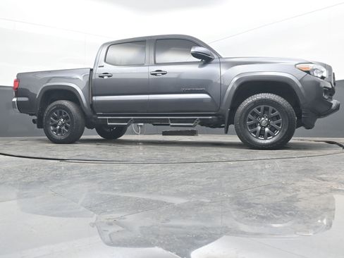 Used 2022 Toyota Tacoma SR5 image 31
