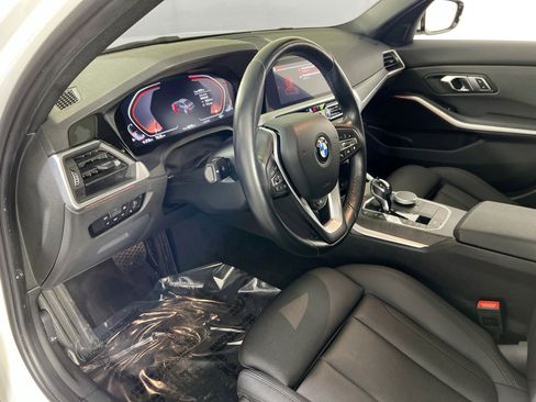 Used 2020 BMW 330i xDrive Sedan w/ Convenience Package image 9