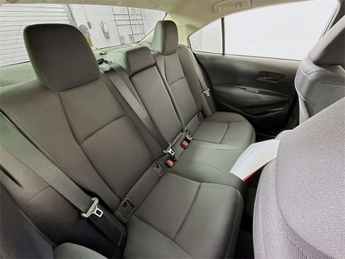 Certified 2025 Toyota Corolla LE image 26