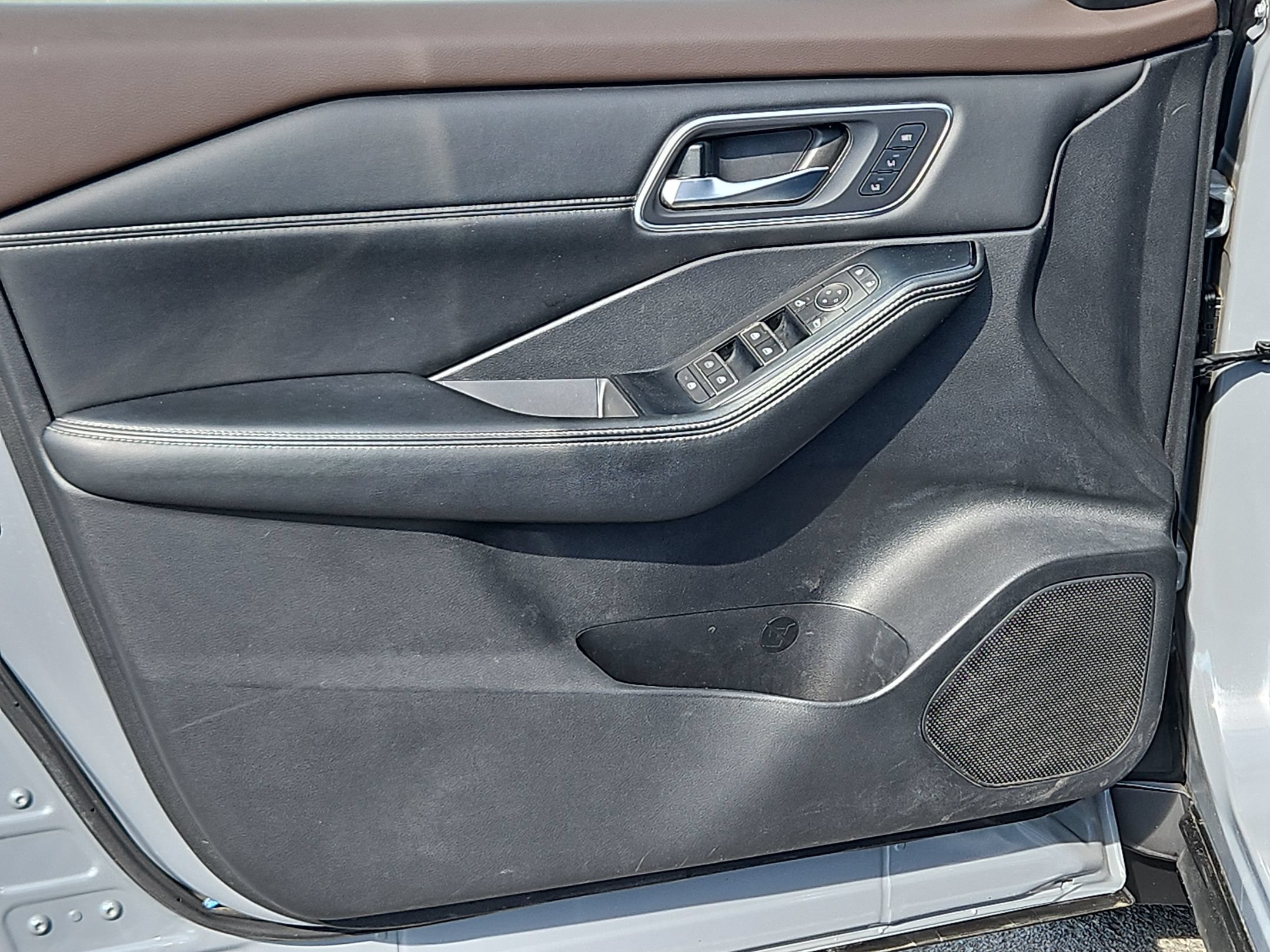 Used 2021 Nissan Rogue SL FWD image 20