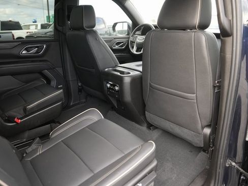 Used 2021 GMC Yukon SLT w/ SLT Luxury Plus Package image 15