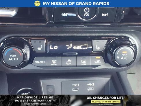 New 2026 Nissan Kicks SV w/ SV Premium Package image 7