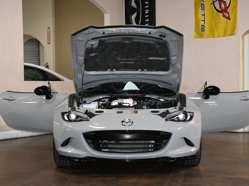 Used 2025 MAZDA MX-5 Miata Club w/ Brembo/BBS Recaro Package RWD image 87