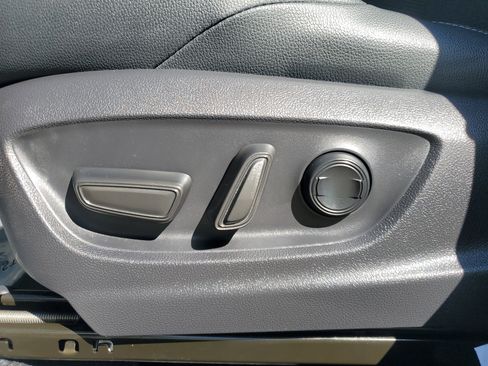 Used 2024 Toyota bZ4X XLE 4WD image 10