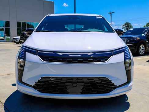 New 2027 Chrysler Pacifica Select FWD image 3