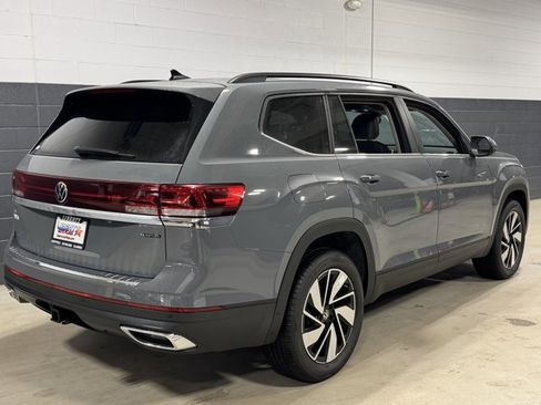 New 2026 Volkswagen Atlas SE image 13