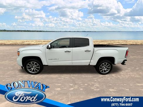 Used 2022 GMC Canyon Denali image 10