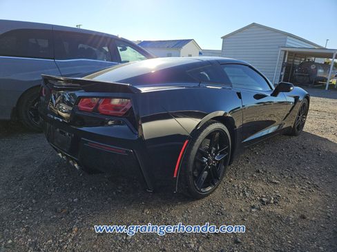 Used 2017 Chevrolet Corvette Stingray Coupe w/ 2LT Preferred Equipment Group image 6