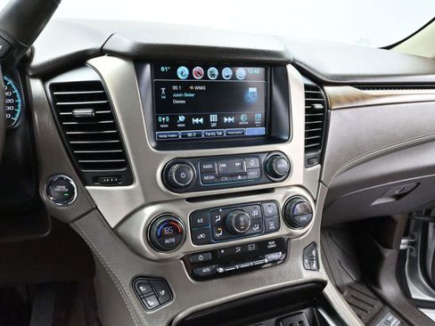 Used 2019 GMC Yukon XL Denali w/ Denali Ultimate Package image 18