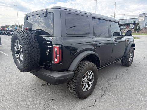 Used 2024 Ford Bronco Badlands AWD/4WD image 3